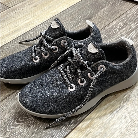 ALLBIRDS Wool Runner - Picture 3 of 5
